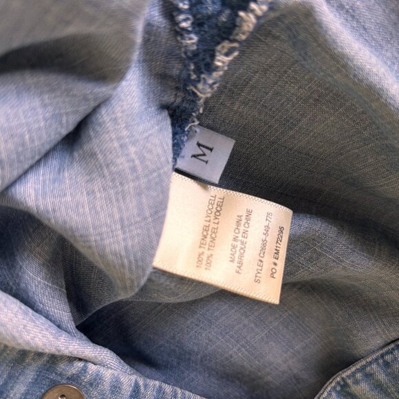 Cloth & Stone Anthropologie Chambray Button Down Denim M Medium Blouse - Picture 7 of 8